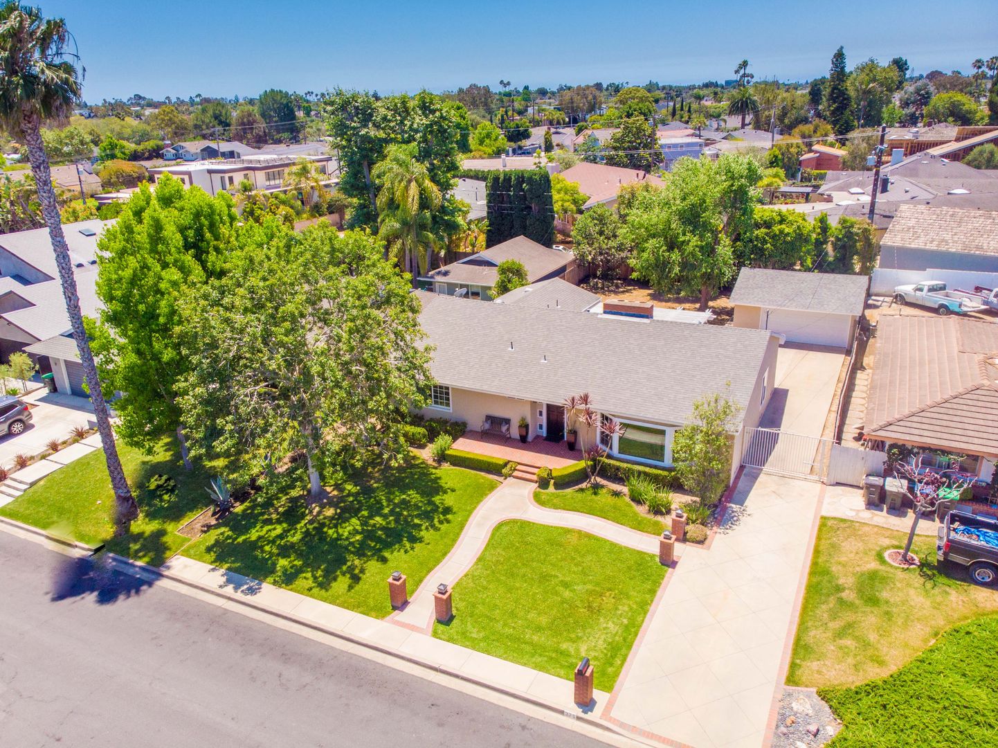 Newport Beach House: 375 Vista Baya