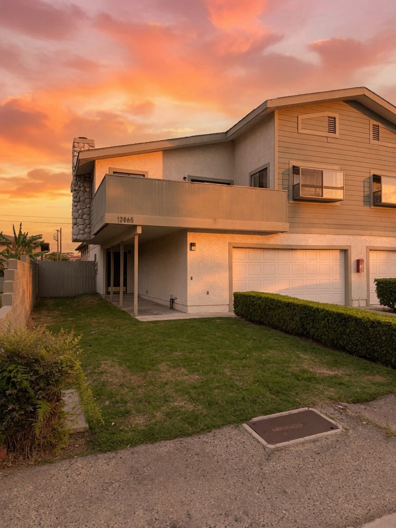 Garden Grove House: 12865 Shackelford Lane