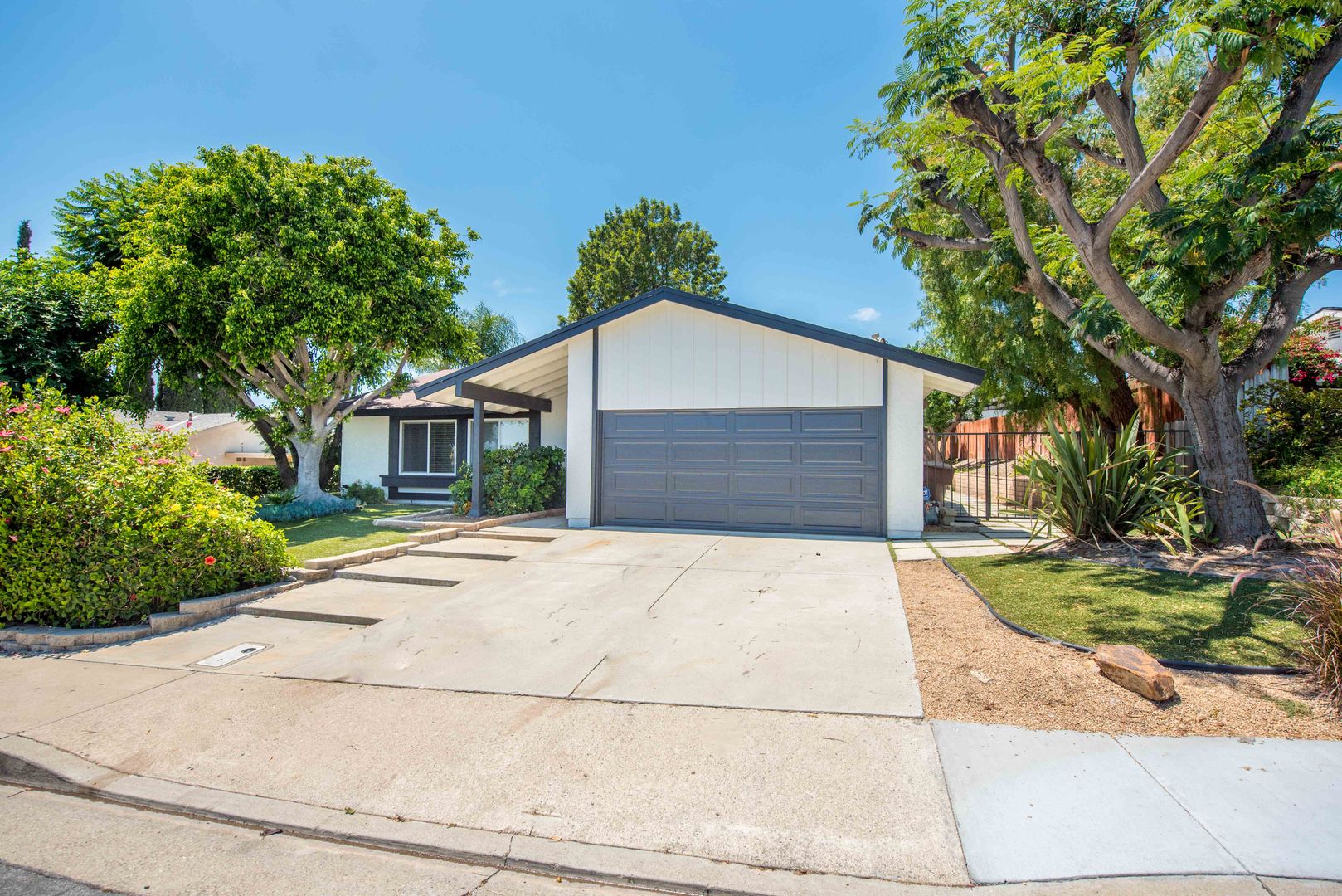Yorba Linda House: 4395 Avenida de las Flores