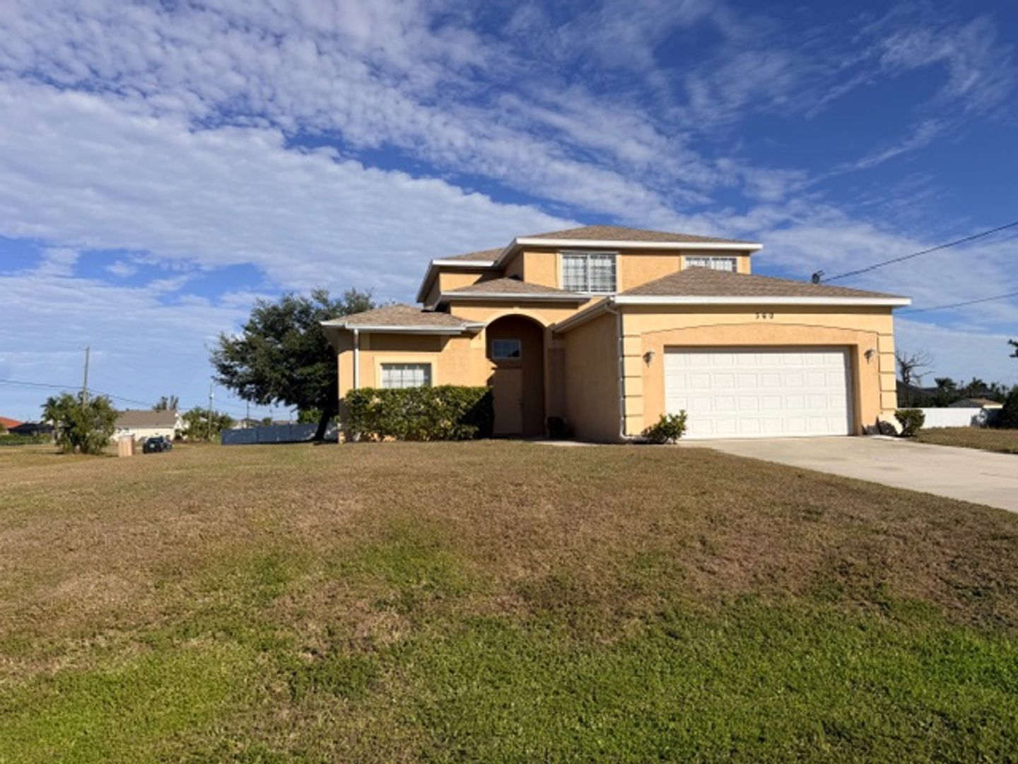Cape Coral House: 360 SW 24th Place