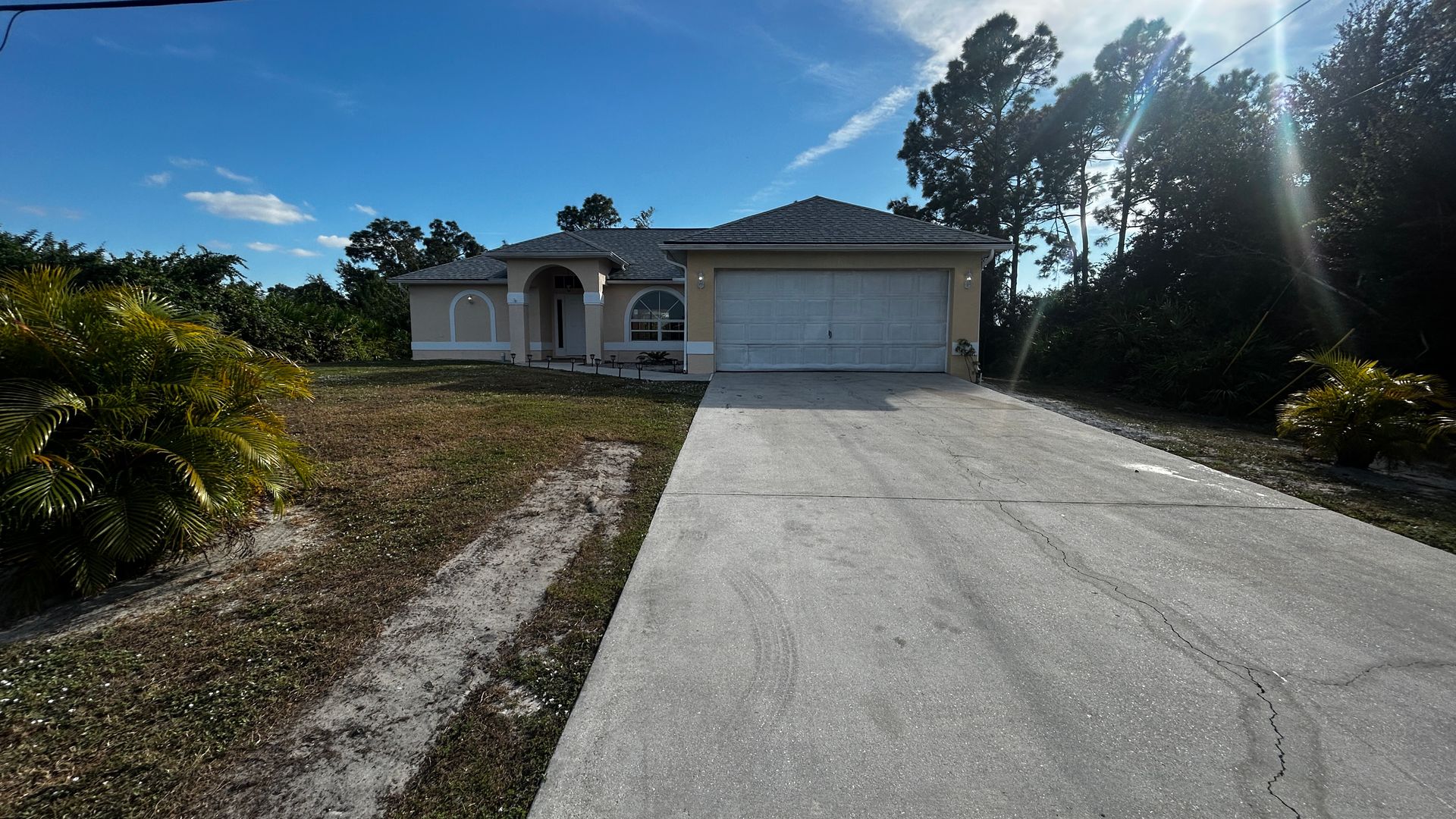 Lehigh Acres House: 2811 40th Street SW