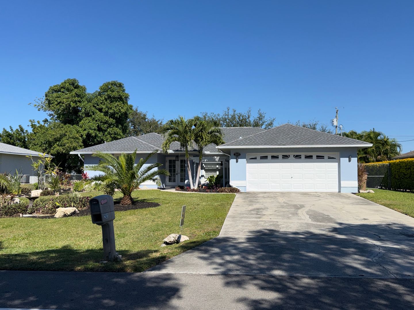Cape Coral House: 203 Kamal Parkway