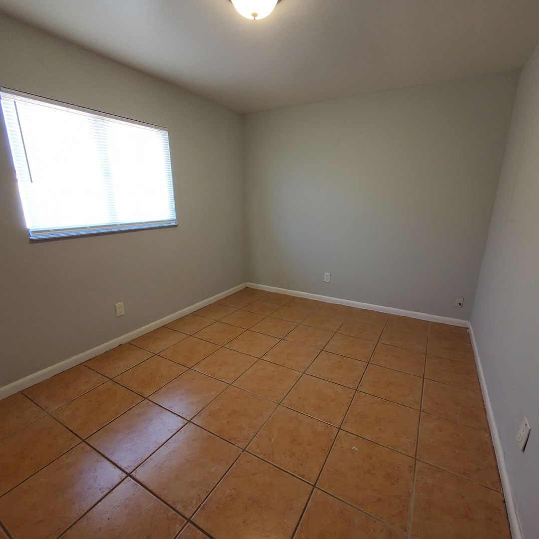 Cape Coral Apartment: 419/421 Hancock Bridge Parkway