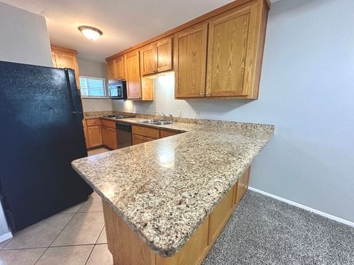 Amazing 2 Bed 1 Bath Apartment in Downtown Courthouse District -1 MONTH FREE!! – photo 1