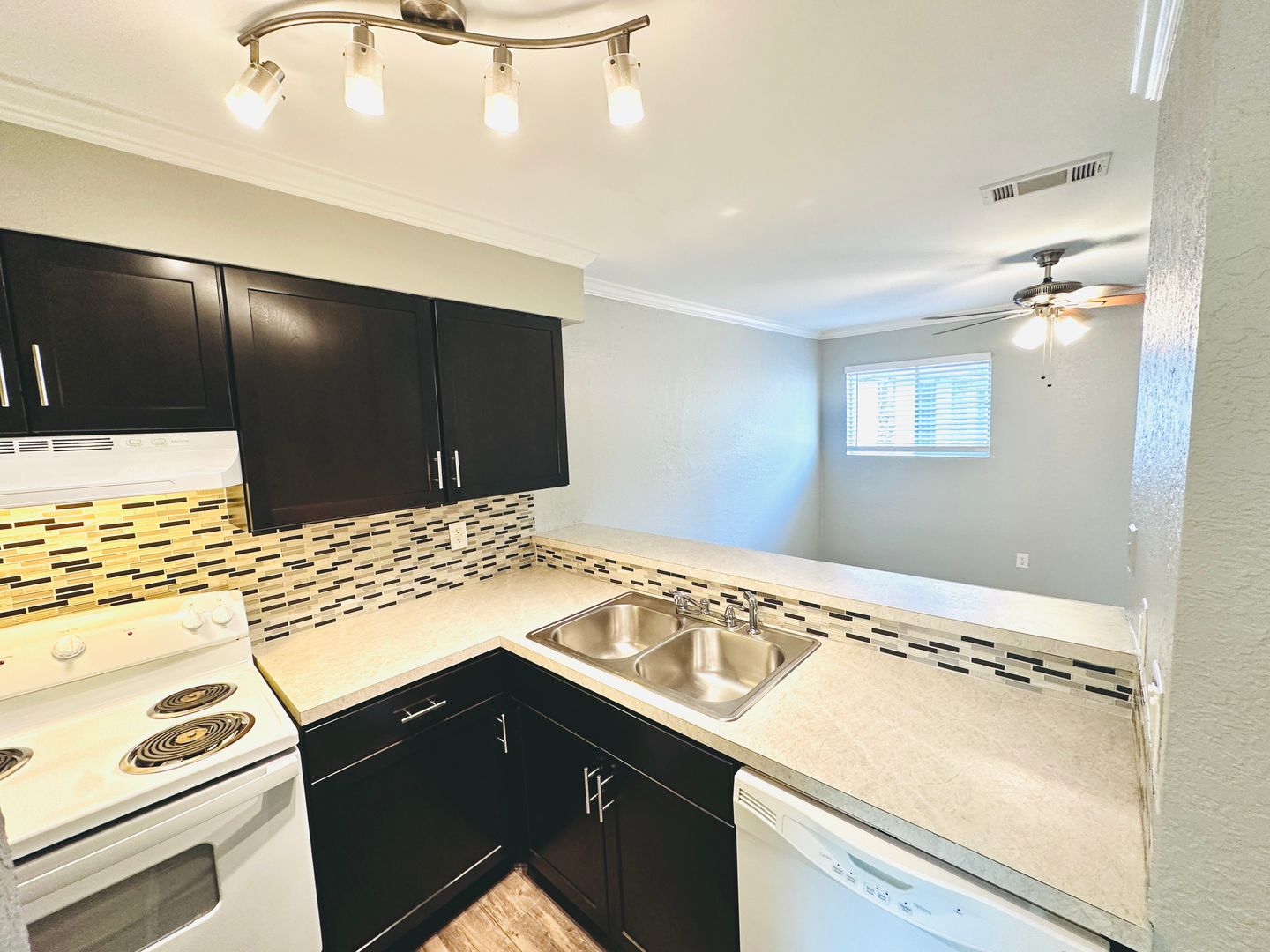 Austin Apartment: 3702 S 2nd ST