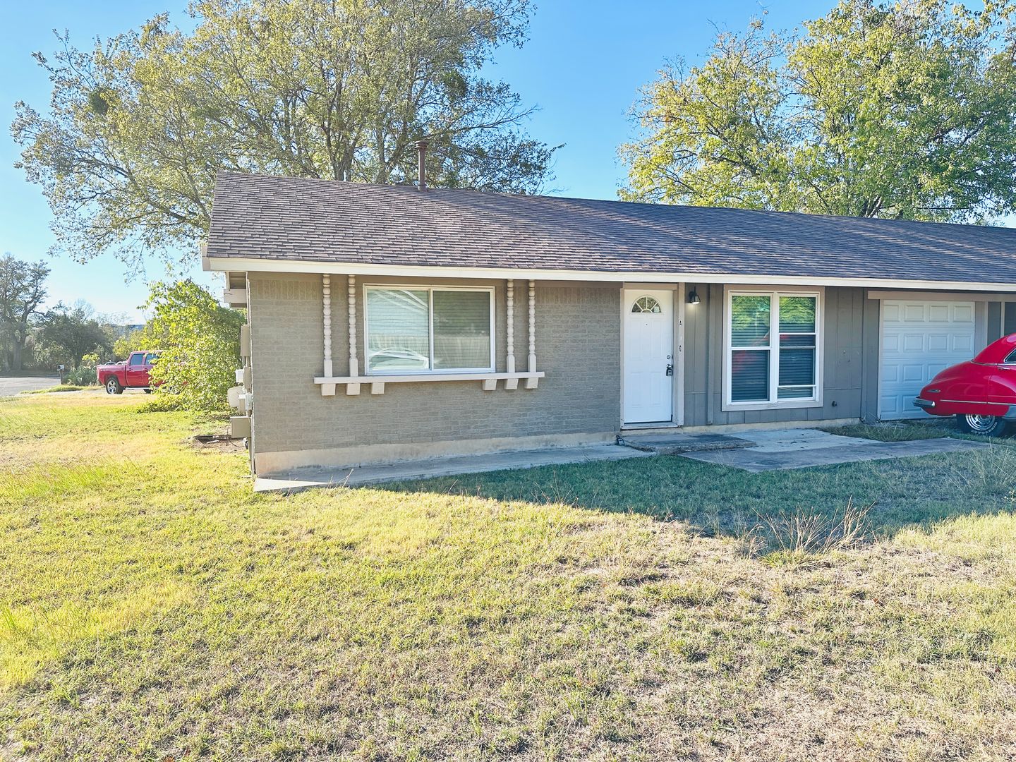 Austin Apartment: 4748 Suburban Drive