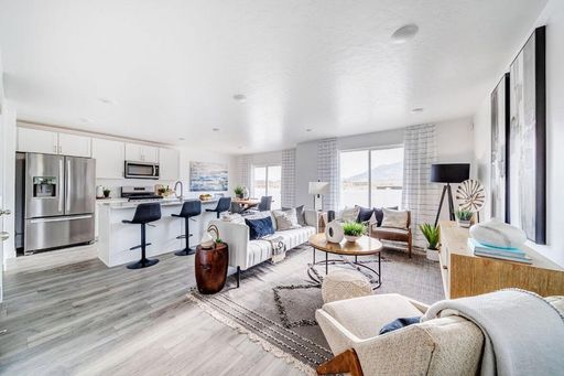 Like new Long Valley Townhome! – photo 1