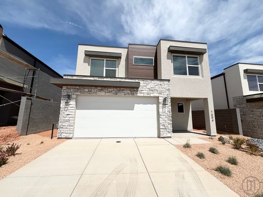 LIKE NEW Home in Long Valley! – photo 1