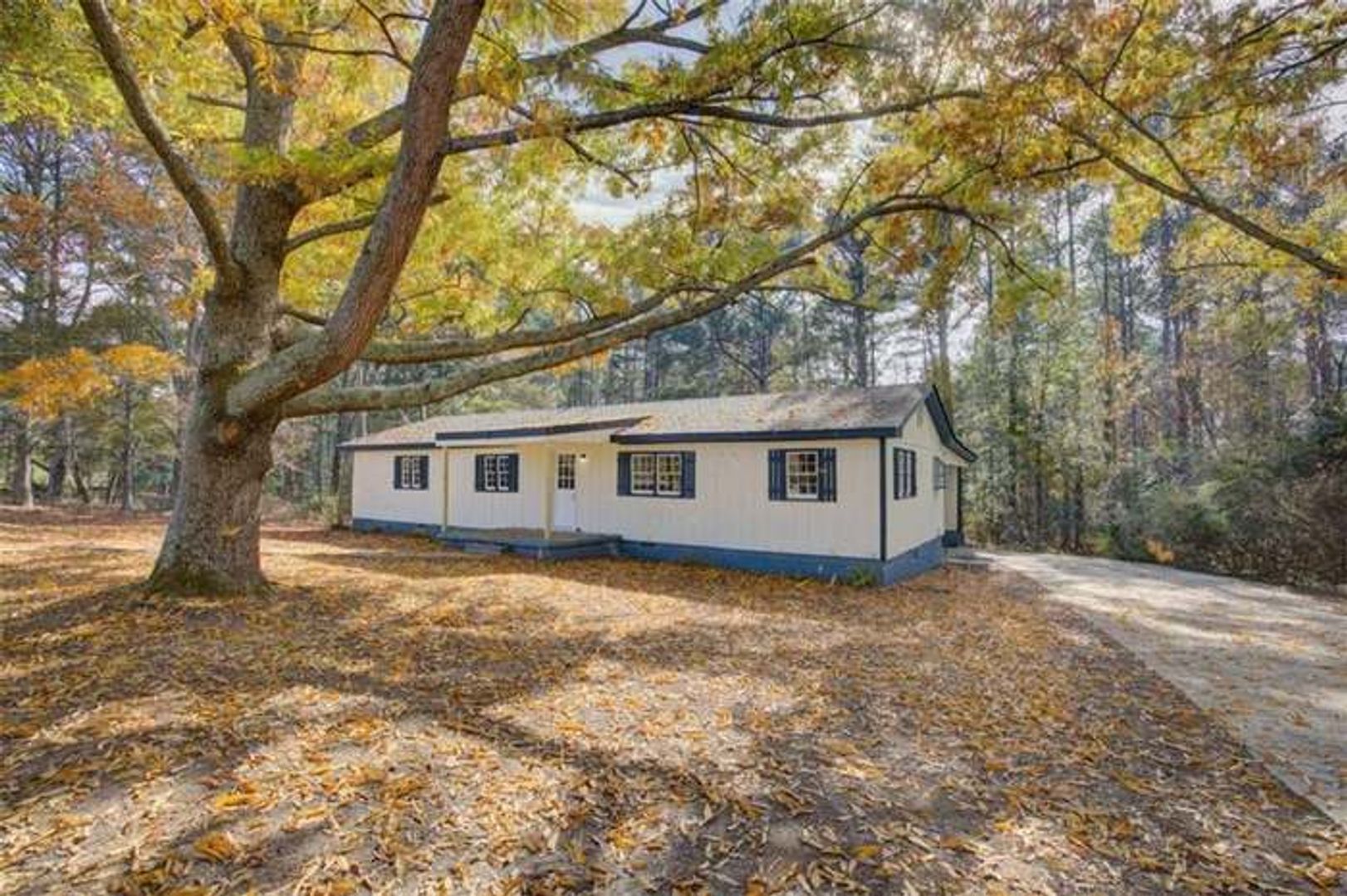 Conyers House: 201 Oglesby Bridge Road SE