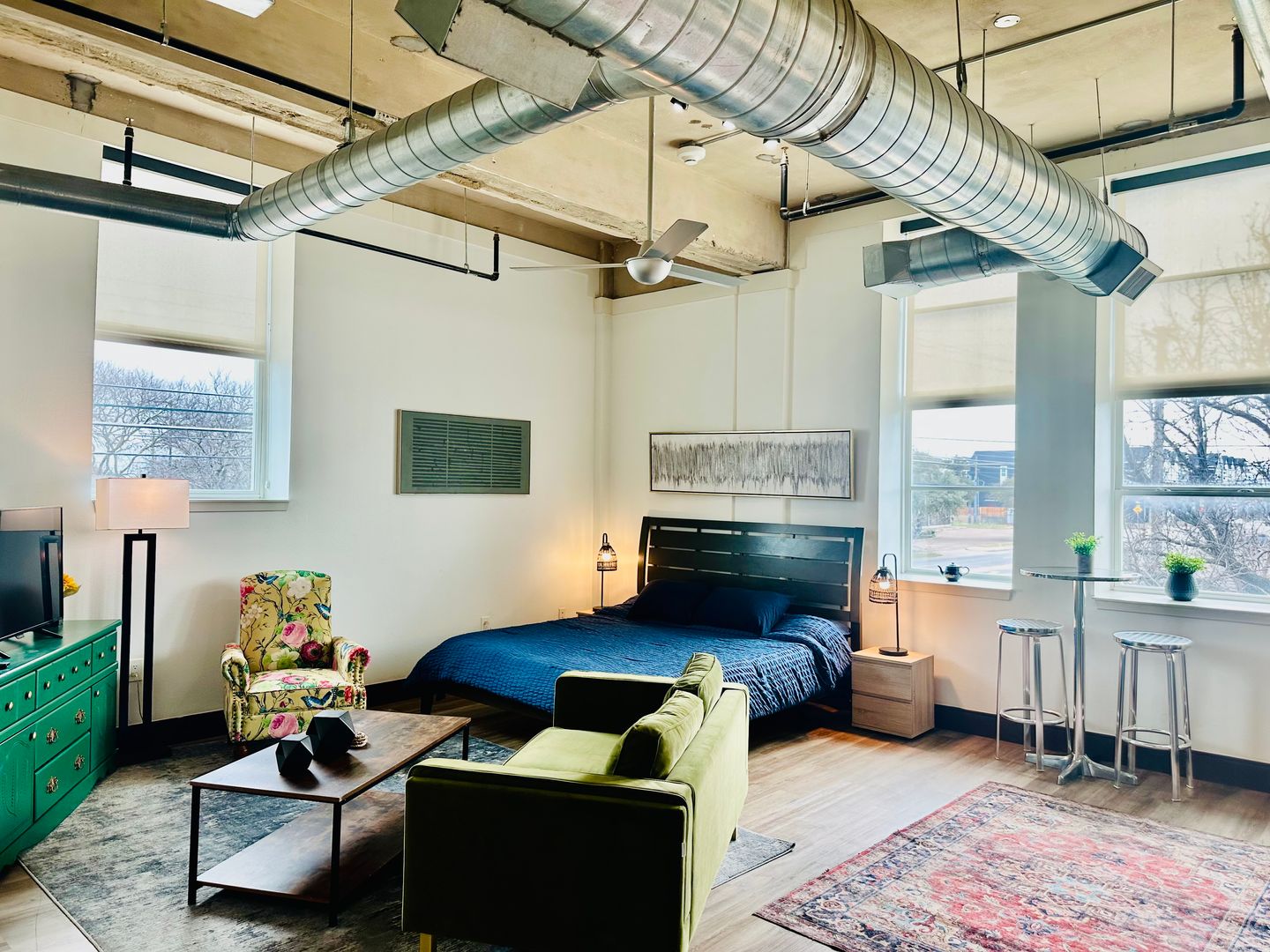 Dallas Apartment: 1403 Corinth Street # 306