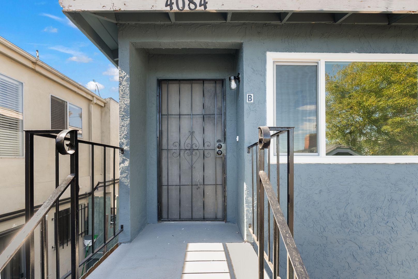 San Diego Apartment: 4082-4084 Chamoune