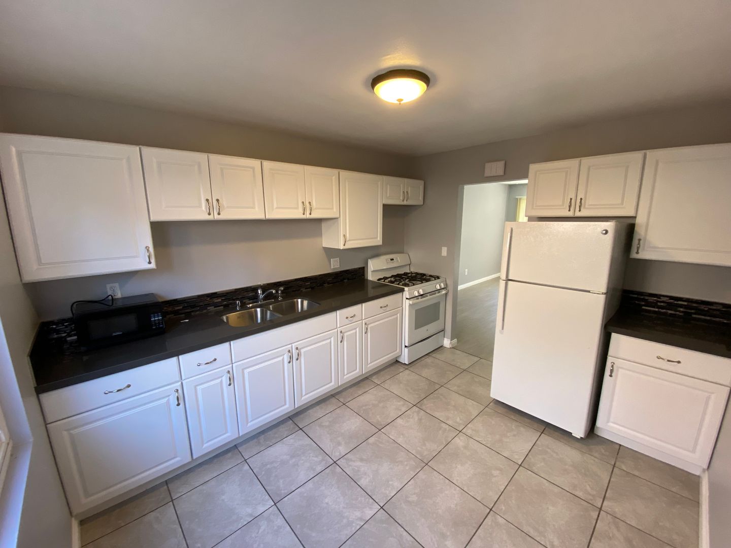 San Diego Apartment: 1828-1840.5 Missouri Street