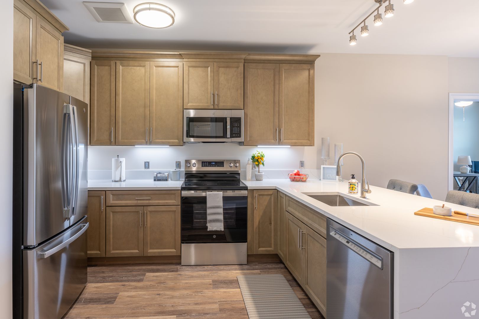 Vernon Apartment: 7 Theta Drive