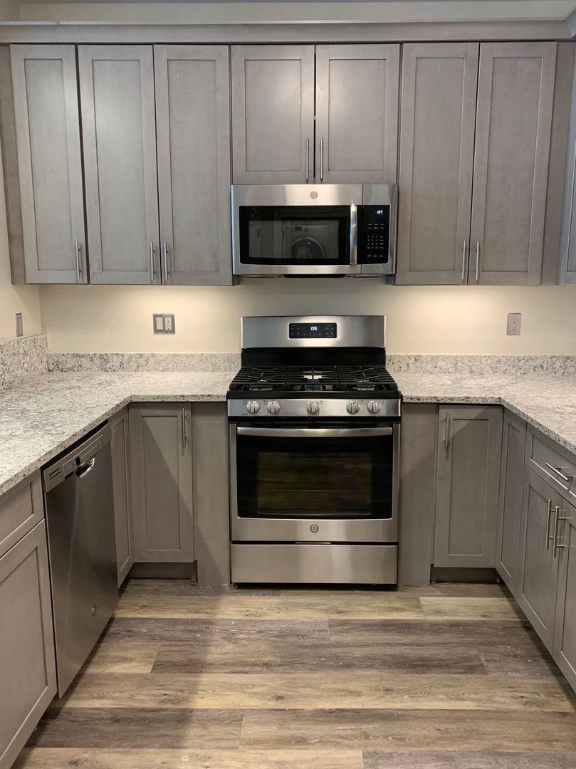 Poughkeepsie Apartment: 24 Dutchess Landing Road