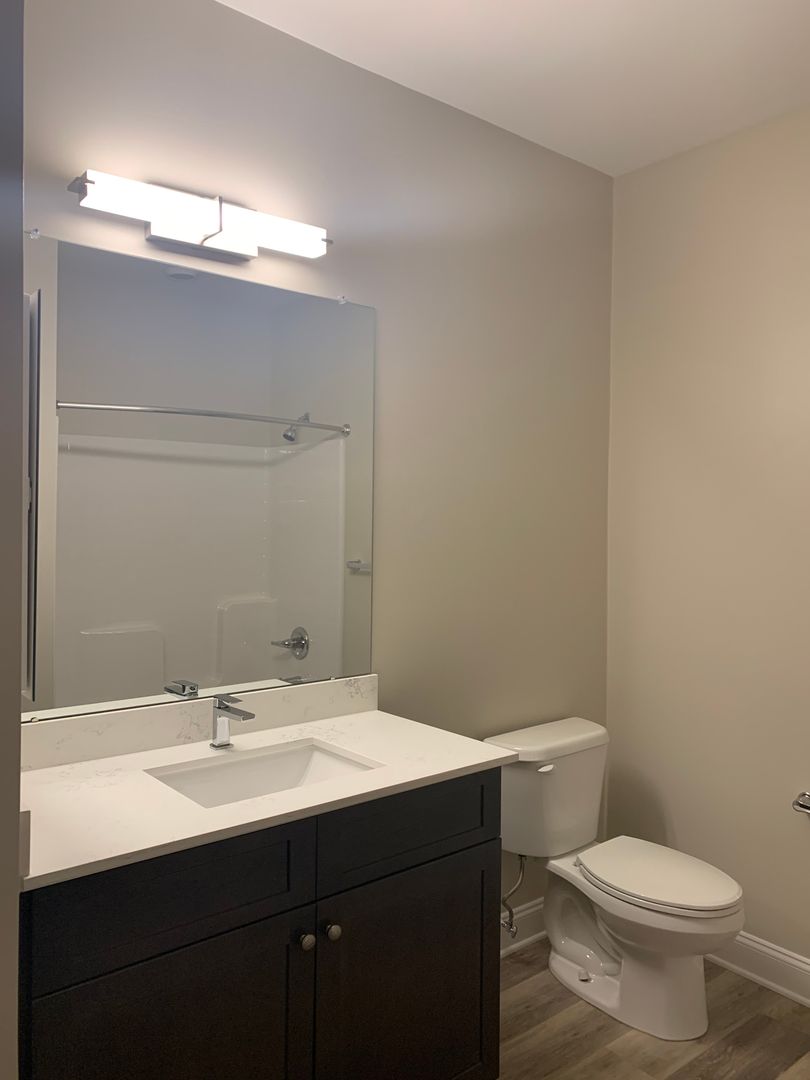 Poughkeepsie Apartment: 24 Dutchess Landing Road