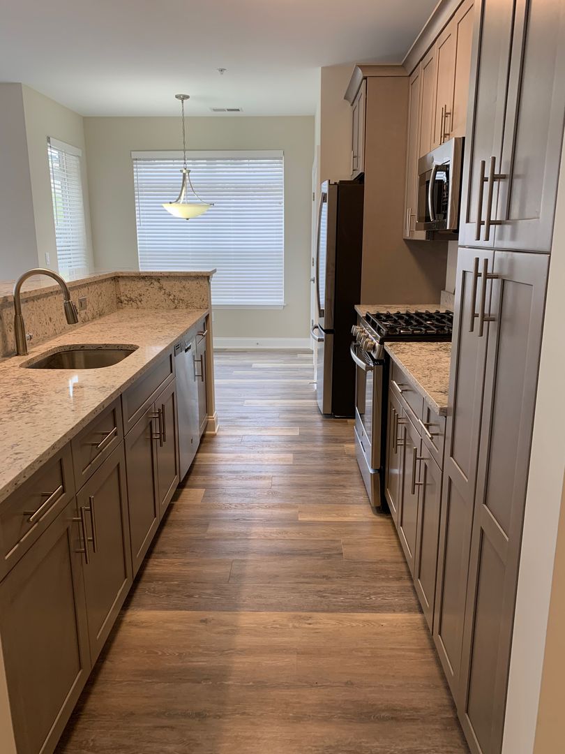 Poughkeepsie Apartment: 24 Dutchess Landing Rd