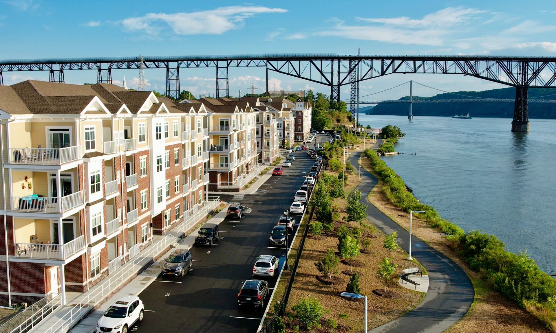 Poughkeepsie Apartment: 24 Dutchess Landing Road