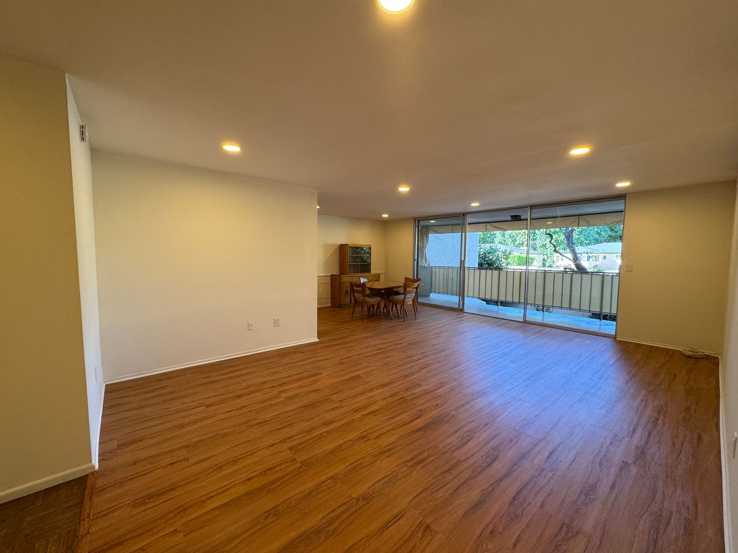Pasadena Condo: 330 W California Blvd