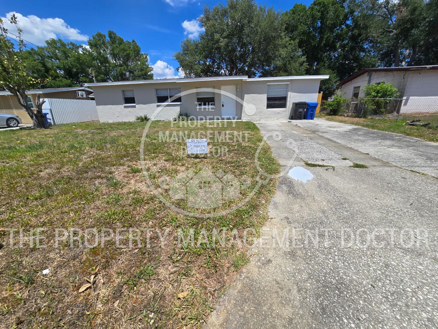 Tampa House: 4914 S 84th St