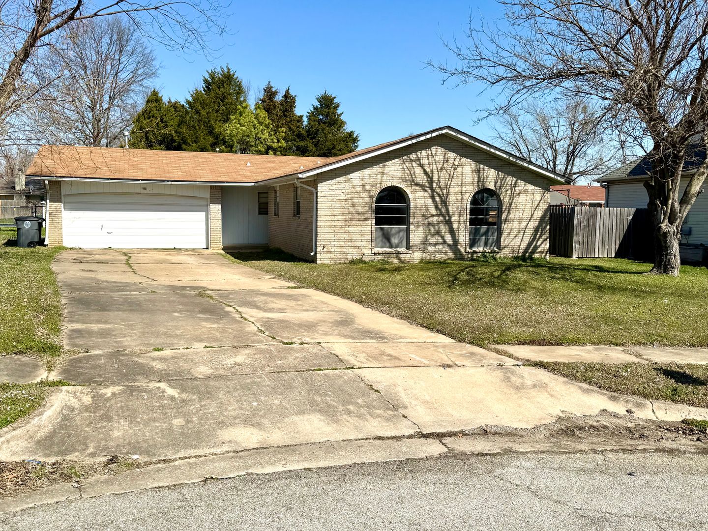 Tulsa House: 16605 E 4th St