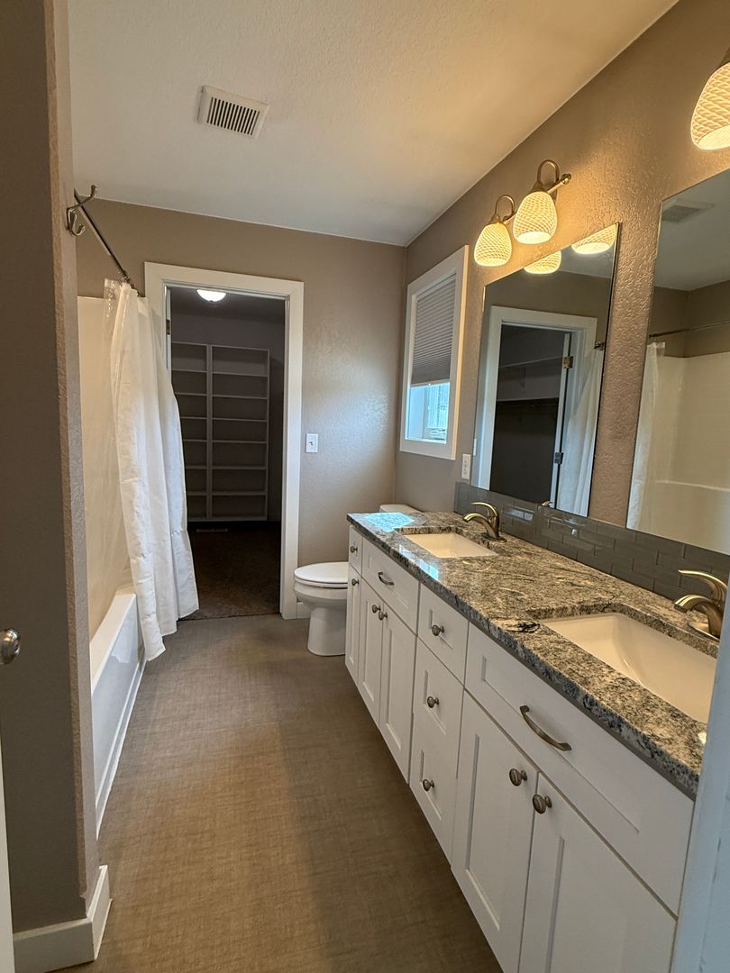 2501 6th Avenue NW 13 of 26