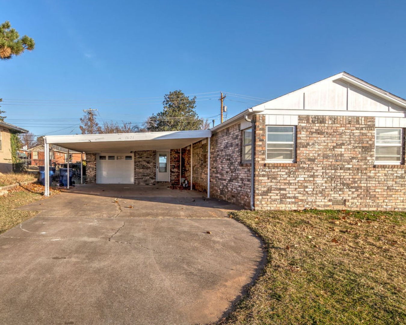 Duncan House: 1621 W Spruce