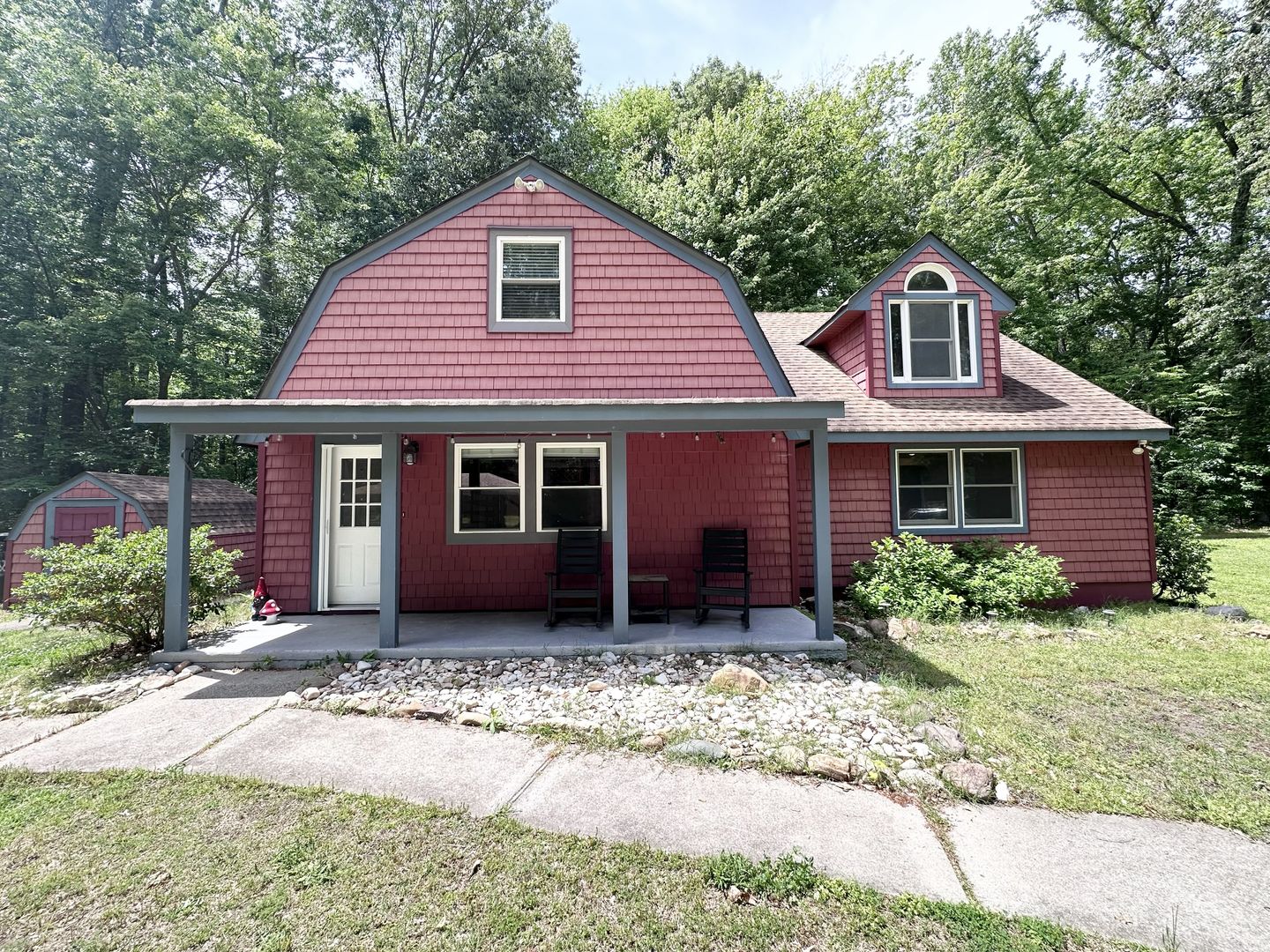 Virginia Beach House: 4893 Blackwater Road