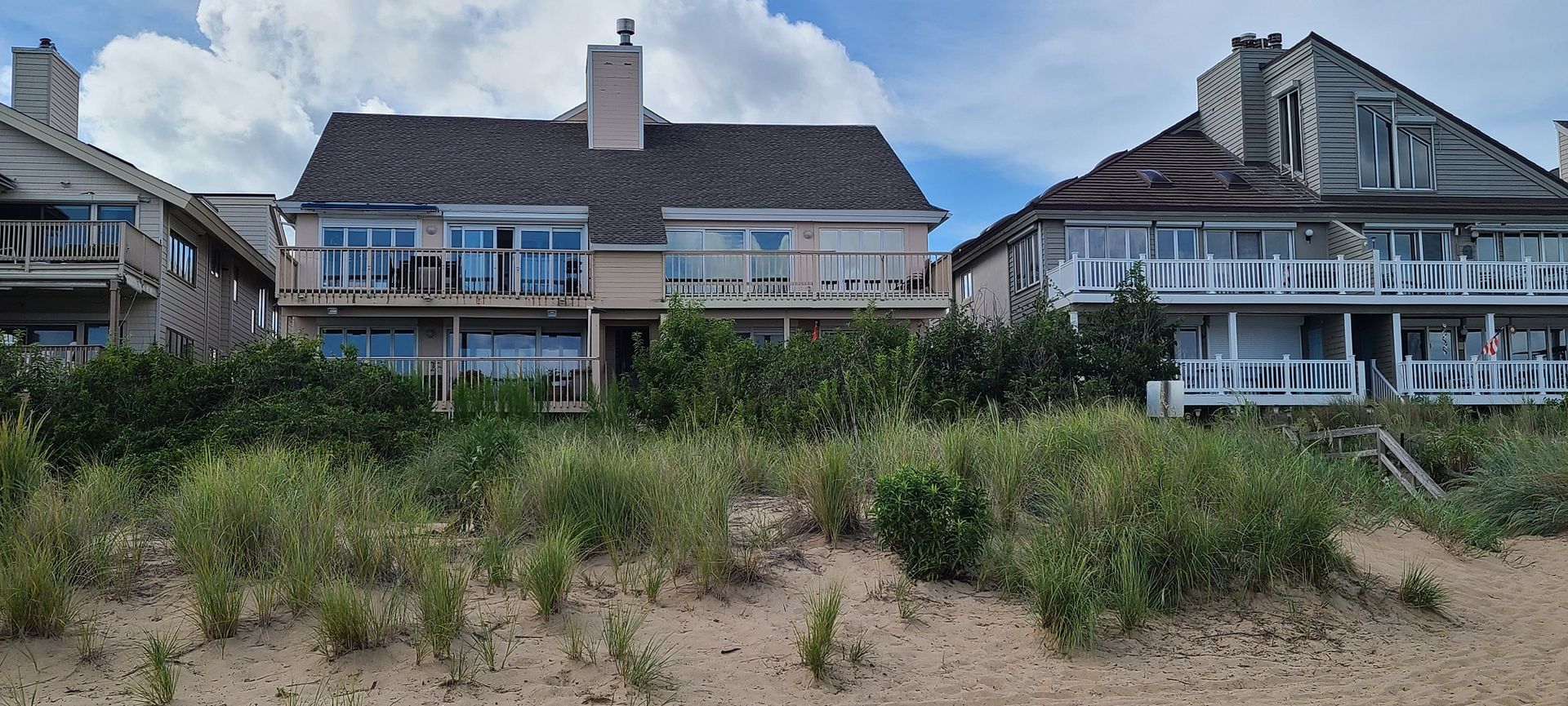 Virginia Beach House: 2828 Charlemagne Drive