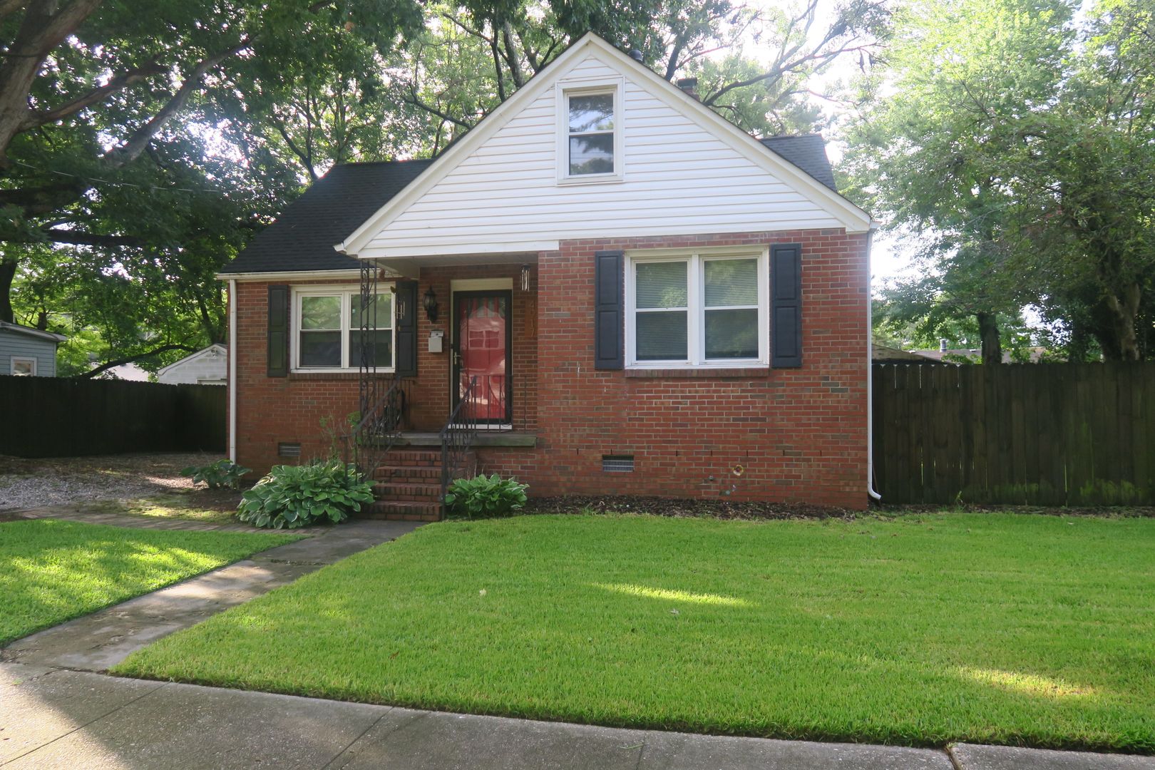 Norfolk House: 4917 Shafer Street