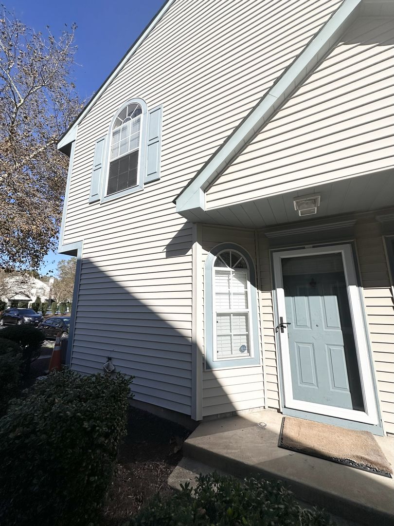 Virginia Beach Condo: 5009 Bardith Circle