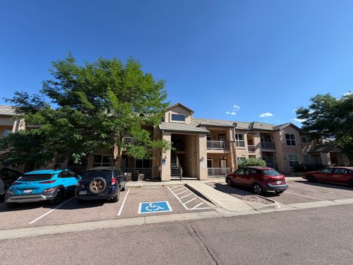 2 Bedroom Condo – photo 1