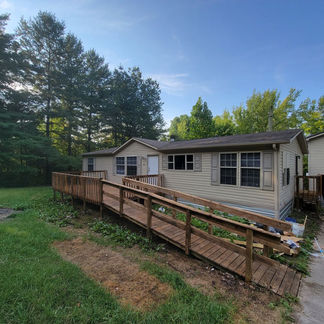 Rickman House: 230 Shadow Lane