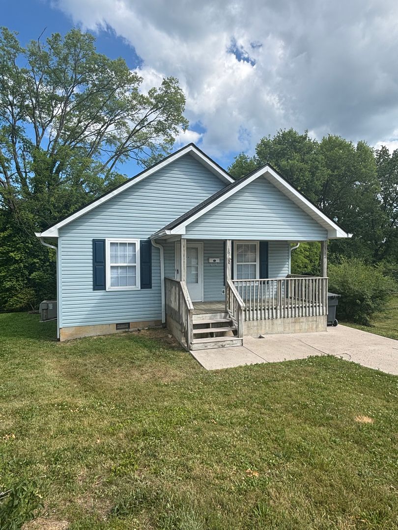 Knoxville House: 1712 Delaware Ave