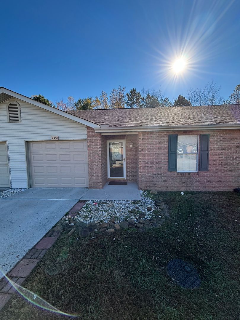 Powell House: 7950 Intervale Way