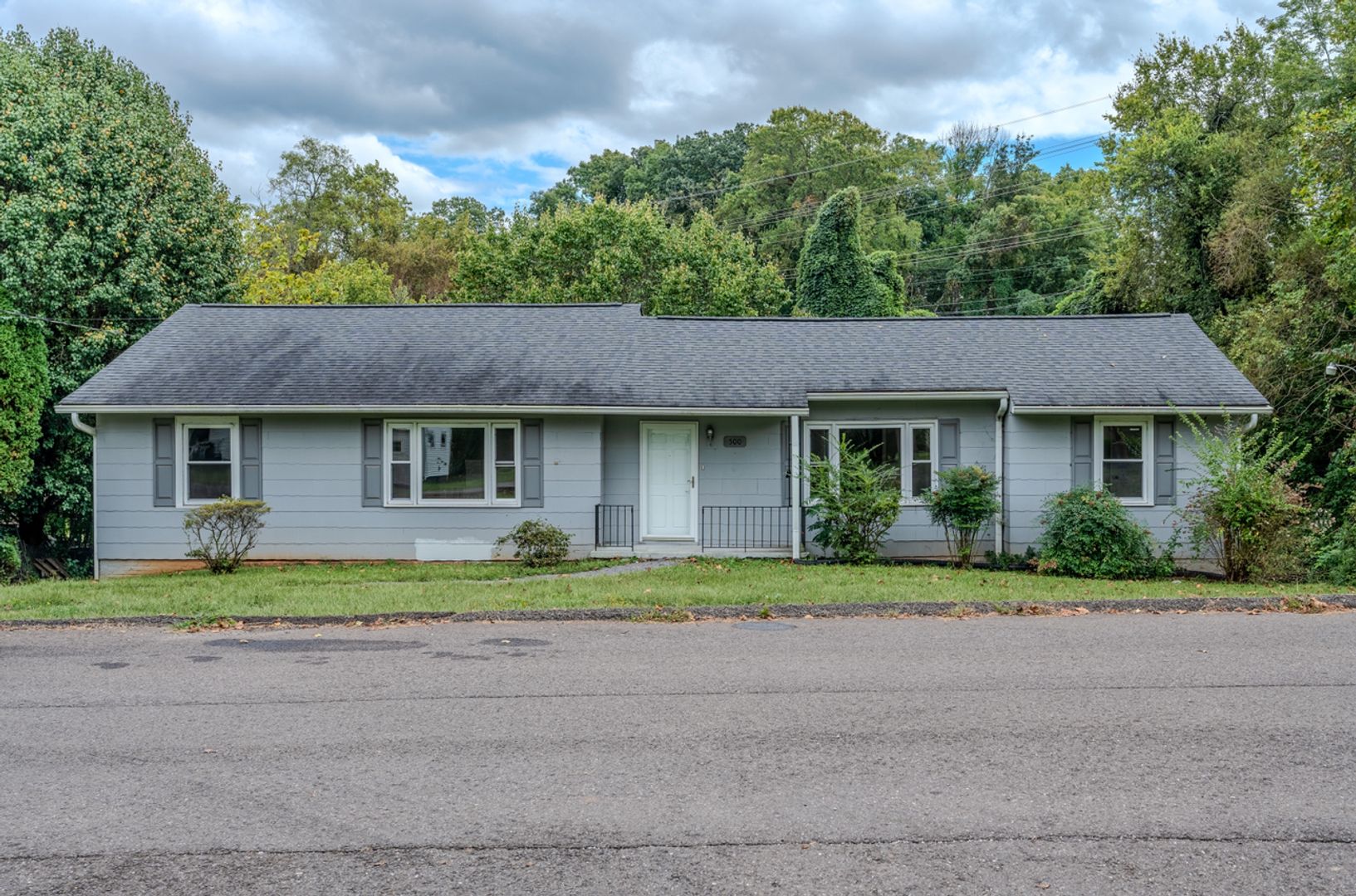 Knoxville Apartment: 500 East Ford Valley