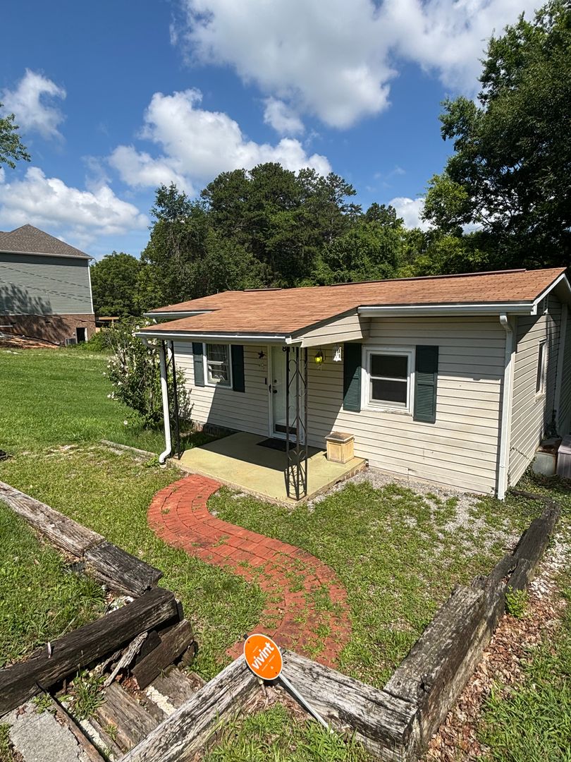 Knoxville House: 811 Murray Dr