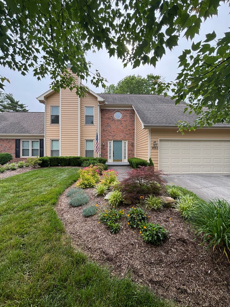 Knoxville House: 9153 Wesley Pl