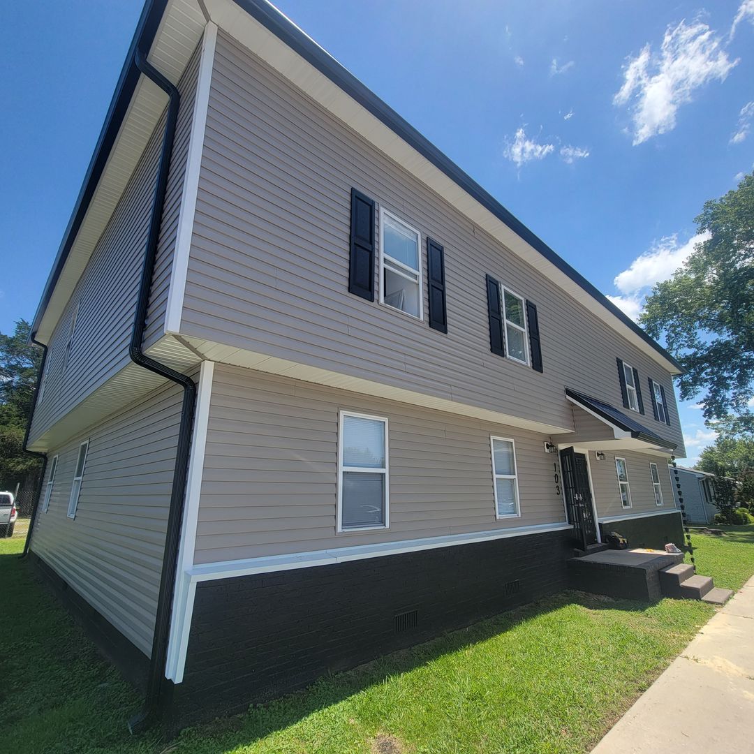McMinnville Apartment: 103 White Street