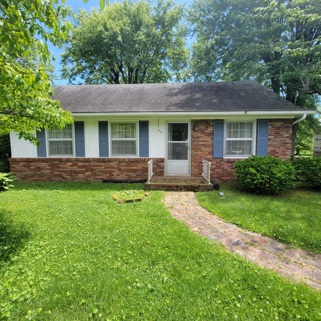 Cookeville House: 655 E. 20th Street