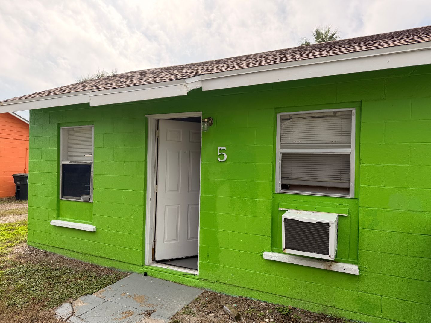 Corpus Christi Apartment: 939 Admiral