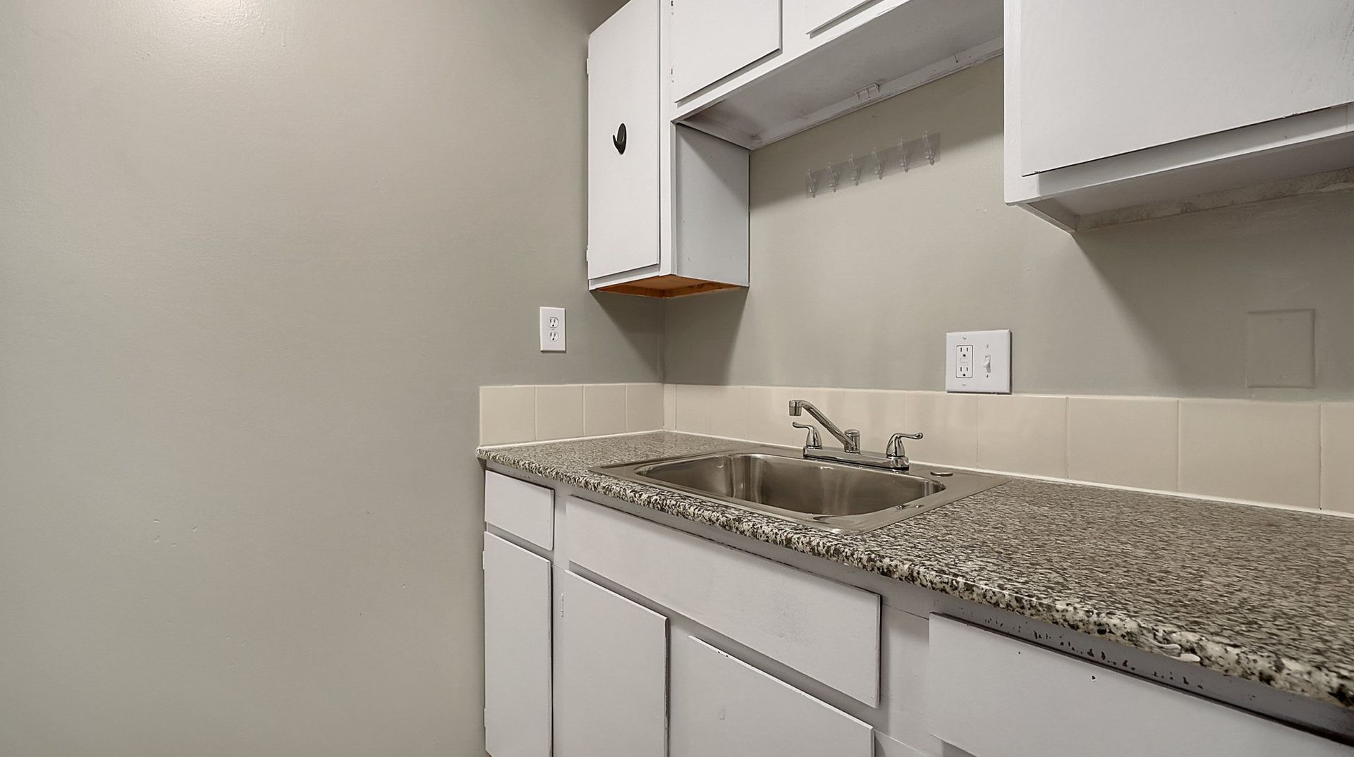 1 Bedroom Affordable Housing Apartment 9 of 12