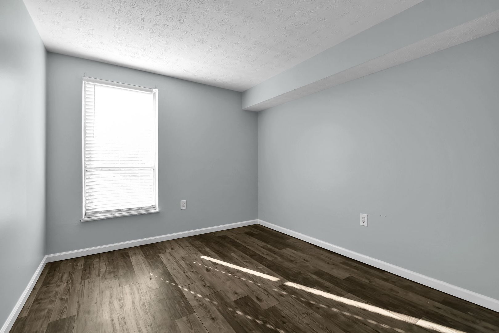 2 Bedroom Apartment 26 of 34