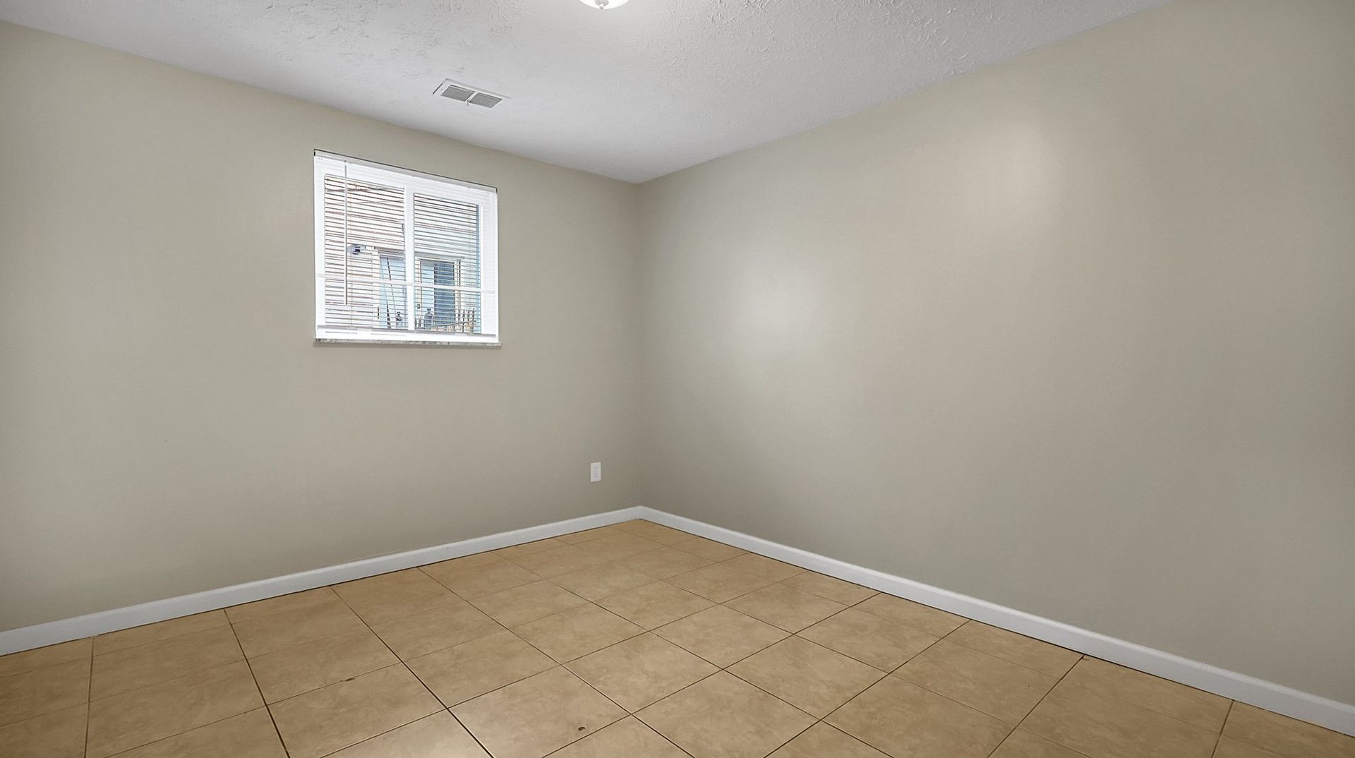 1 Bedroom Affordable Housing Apartment 12 of 12