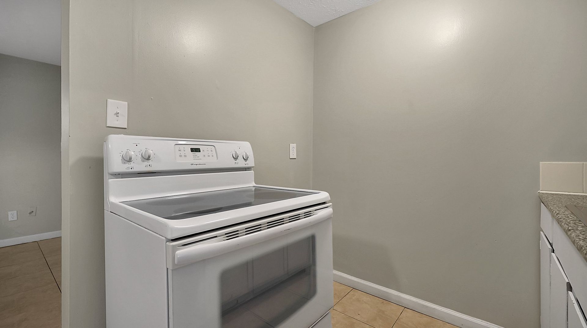1 Bedroom Affordable Housing Apartment 10 of 12