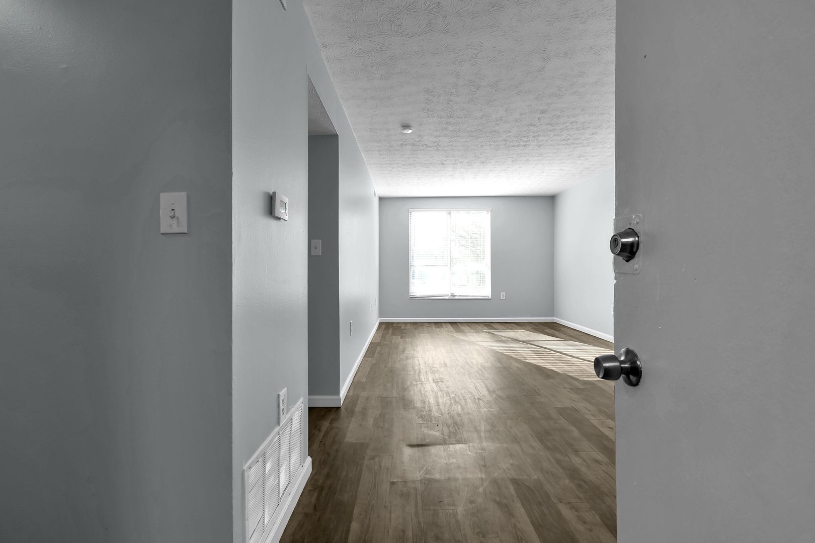 2 Bedroom Apartment 29 of 34