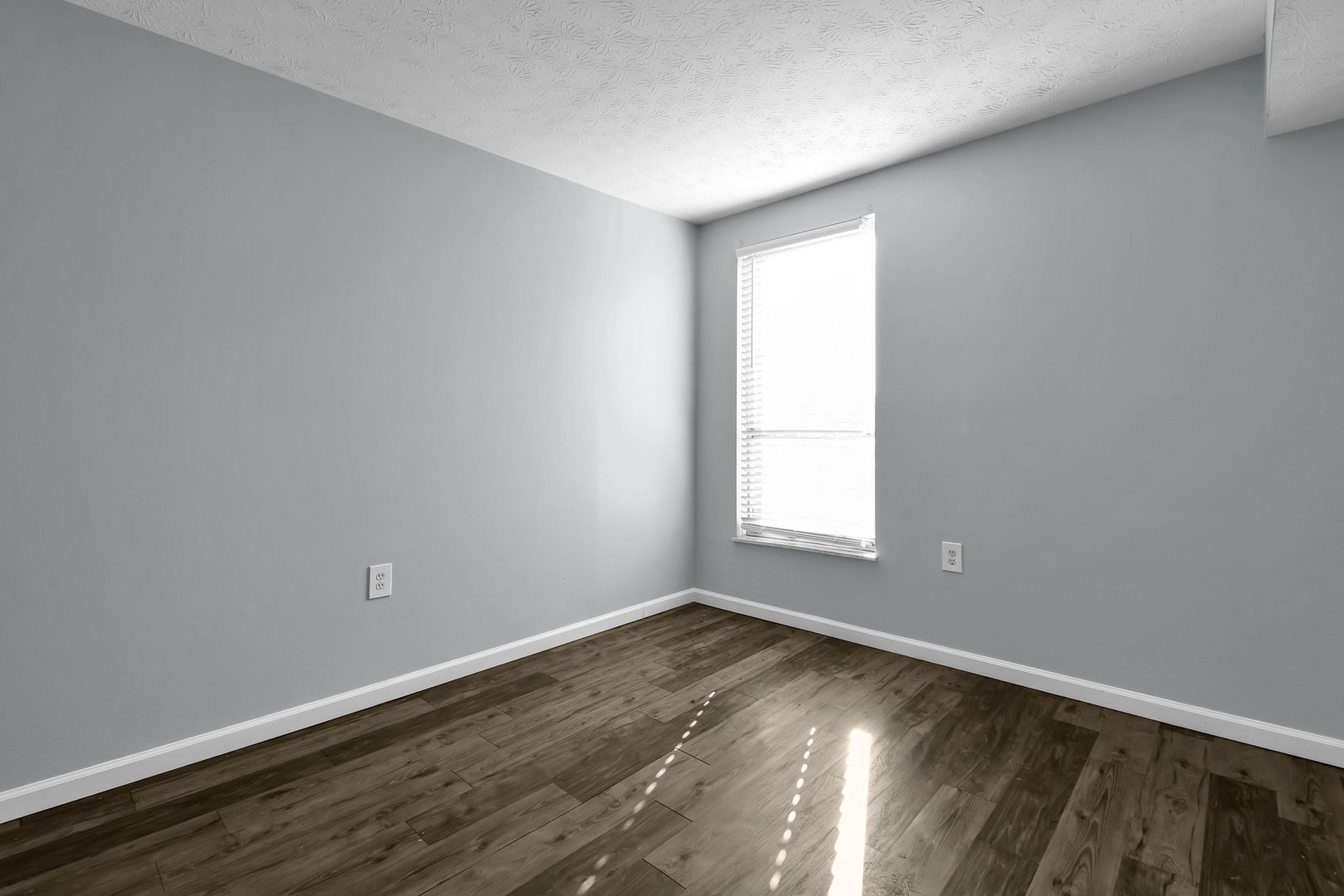 2 Bedroom Apartment 27 of 34
