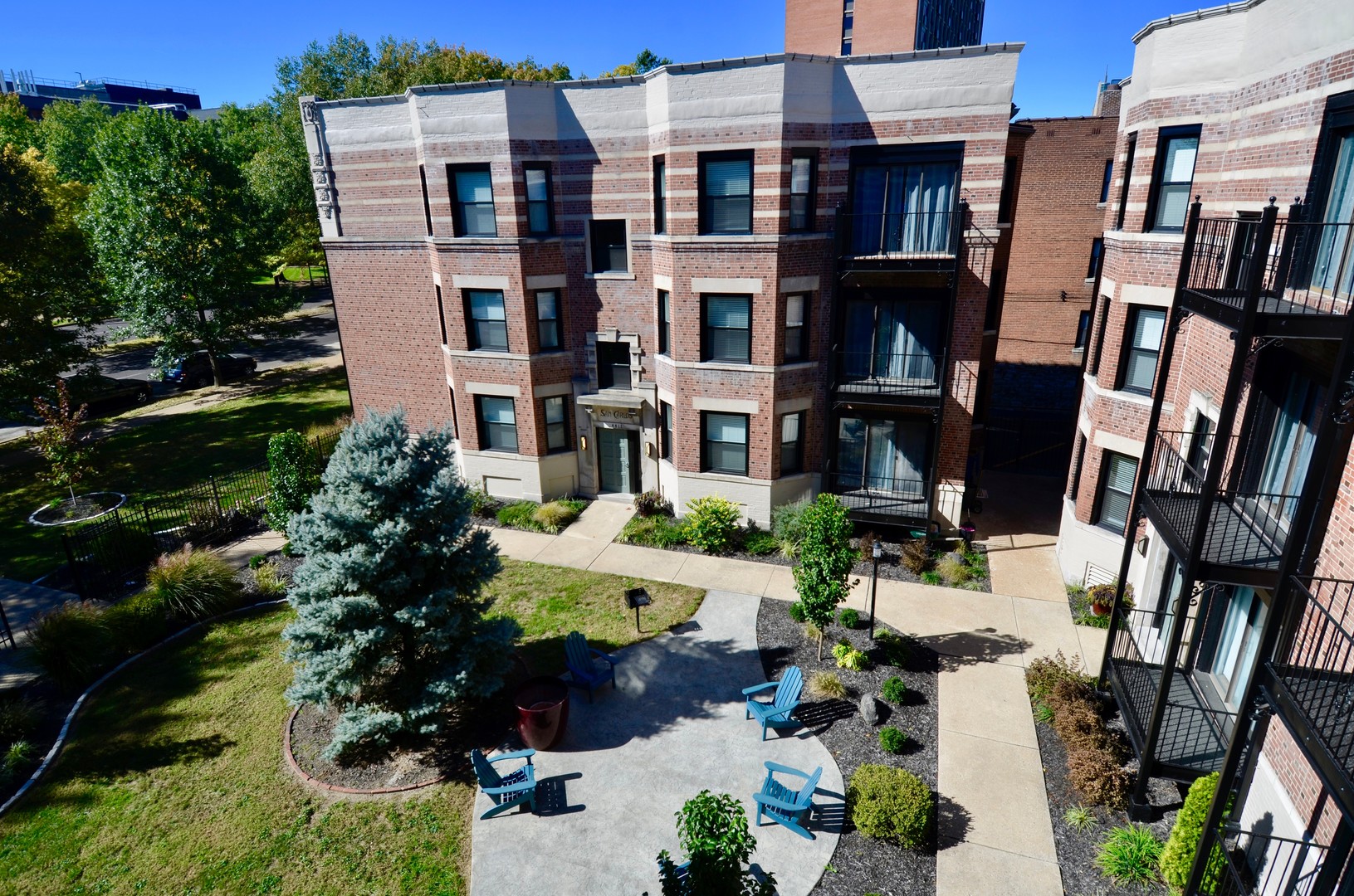 Saint Louis Apartment: 4401 Forest Park Avenue