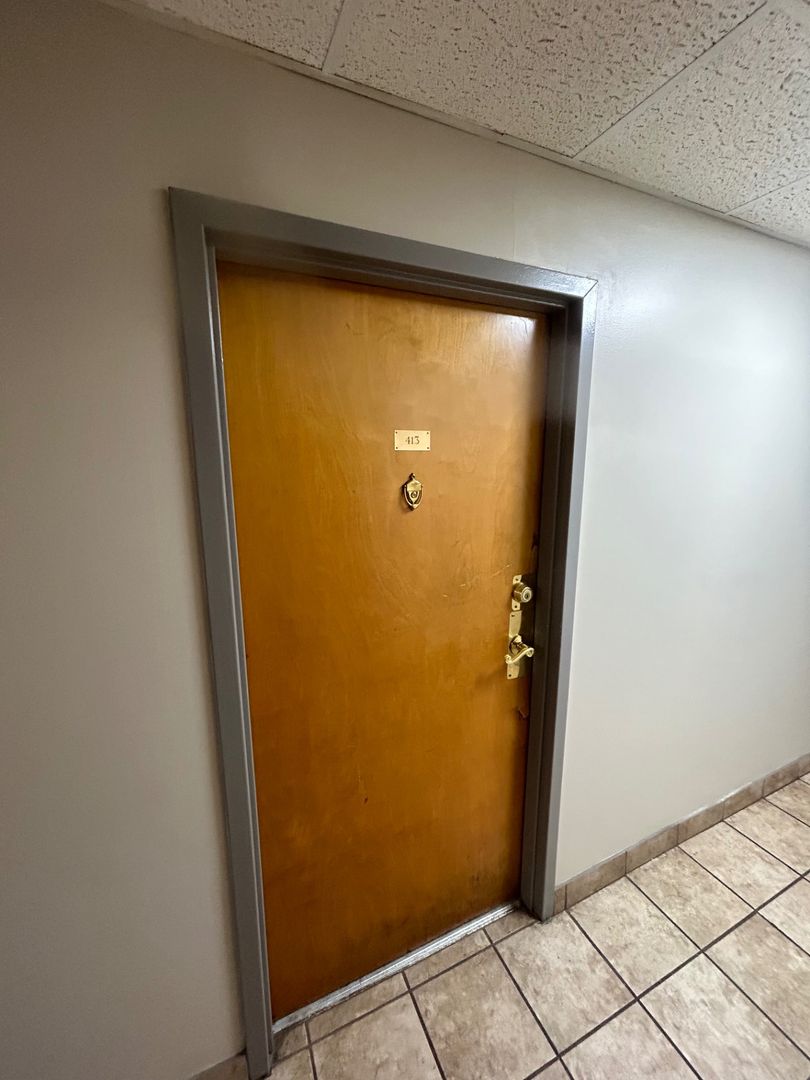 Columbia Condo: 2009 Greene Street