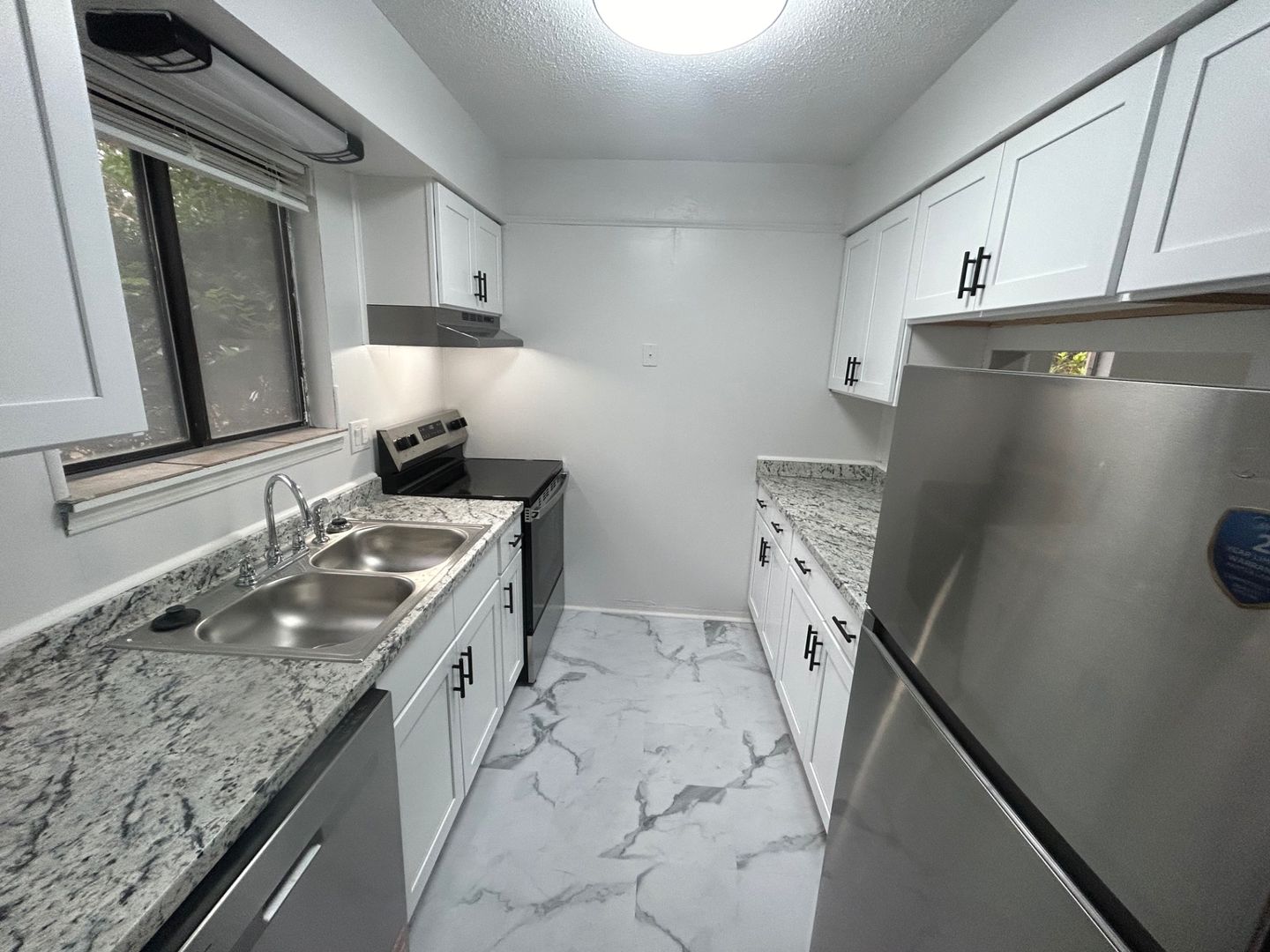 Columbia Condo: 240-25 Jamil Road