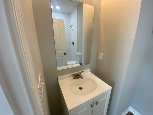 Listing photo thumbnail